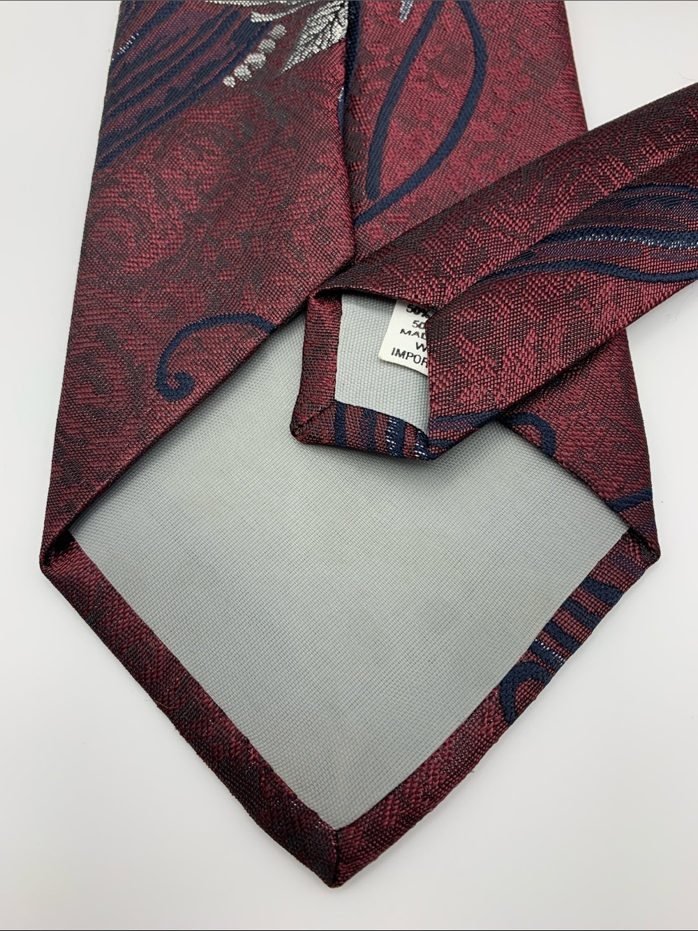 Vintage Mario Valentino Burgundy Abstract Paisley Wide Tie - Picture 4 of 5